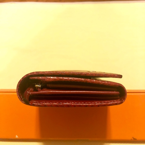 Authentic Gucci Python Leather Wallet On Chain - Picture 8 of 8